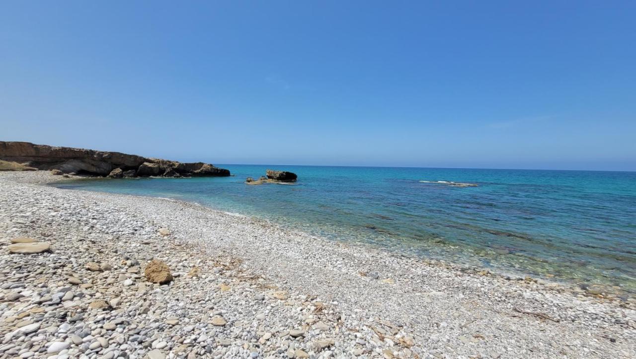 Sea And Mountain View Beachfront Penthouse Yali Екстериор снимка