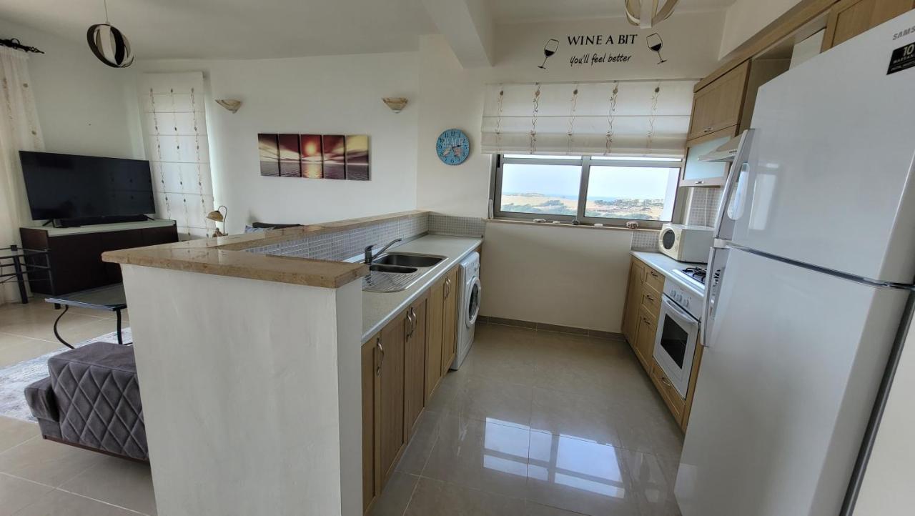 Sea And Mountain View Beachfront Penthouse Yali Екстериор снимка