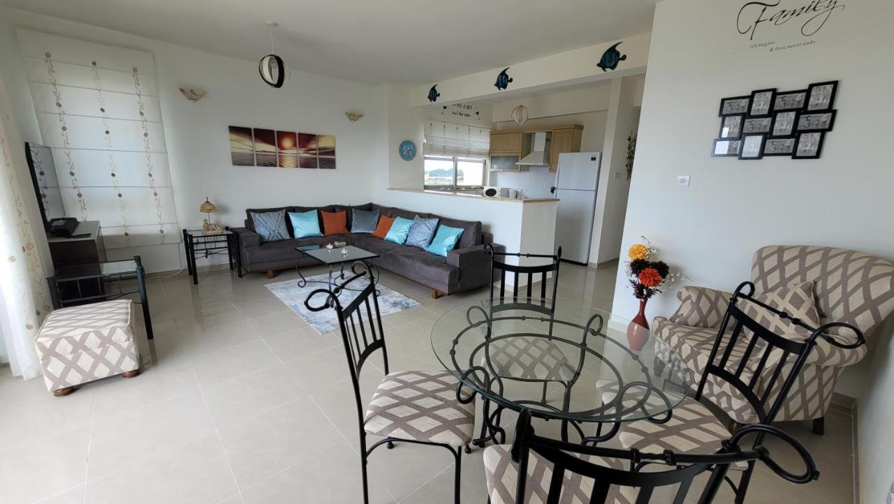 Sea And Mountain View Beachfront Penthouse Yali Екстериор снимка