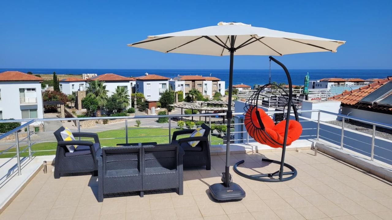 Sea And Mountain View Beachfront Penthouse Yali Екстериор снимка