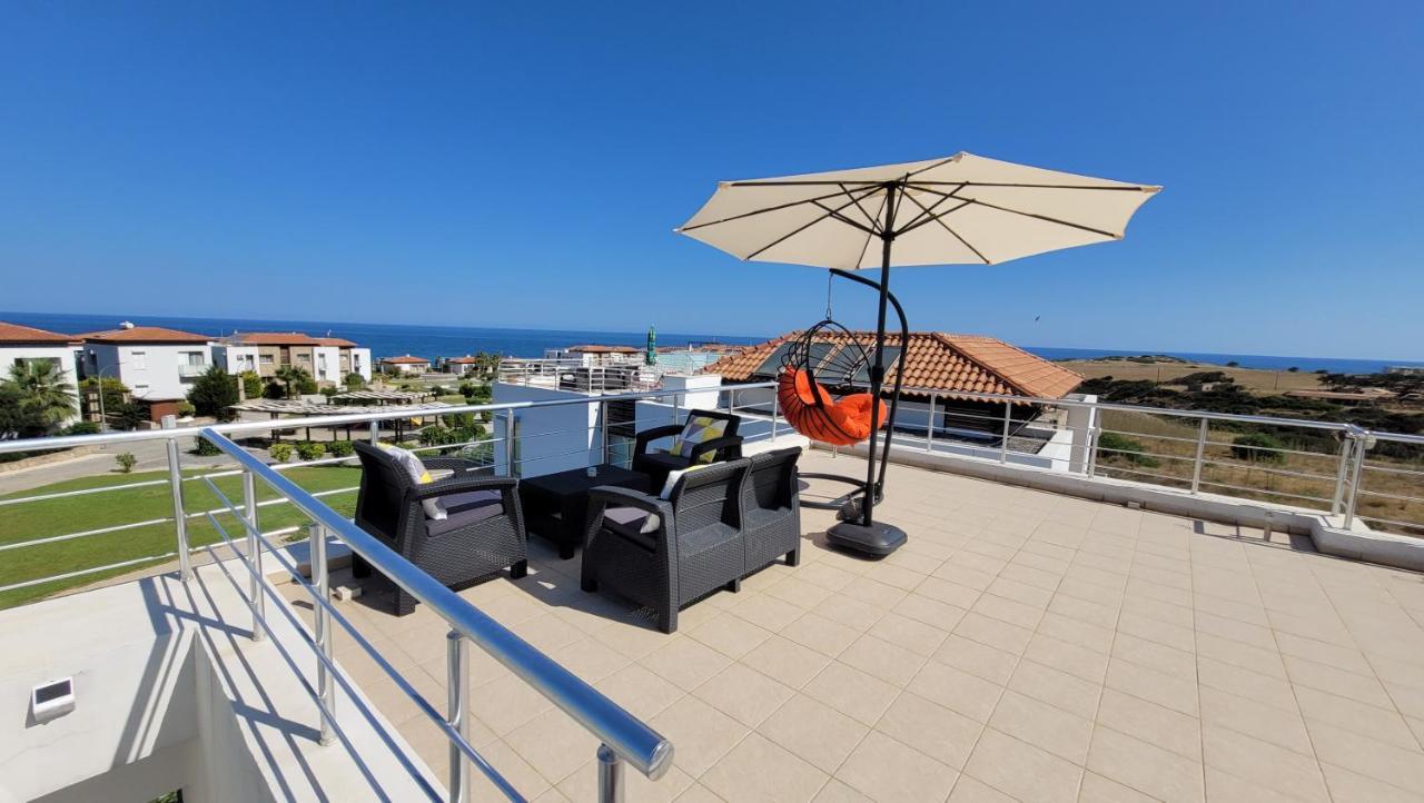 Sea And Mountain View Beachfront Penthouse Yali Екстериор снимка